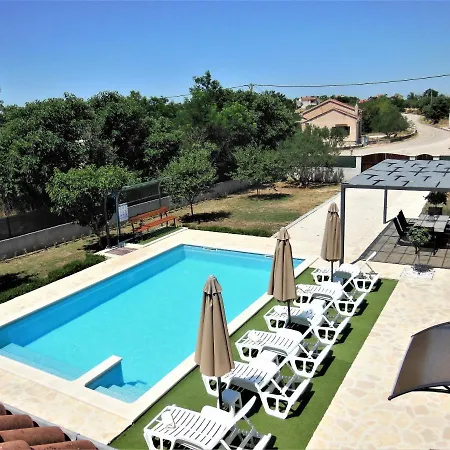 Tuta בית נופש *