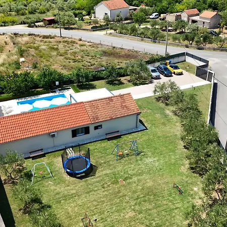 Ferienhaus Tuta *